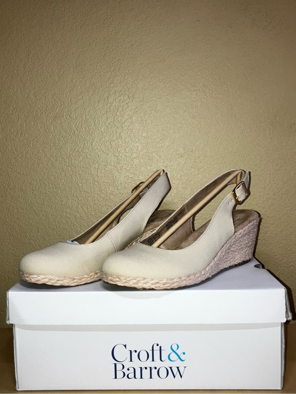 croft & barrow light beige espadrille wedge slingback